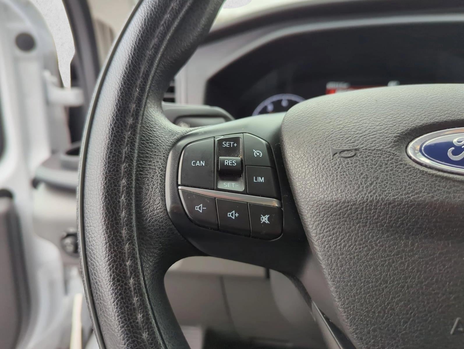 2022 Ford Transit Passenger Wagon T-350 148" Low Roof XLT RWD