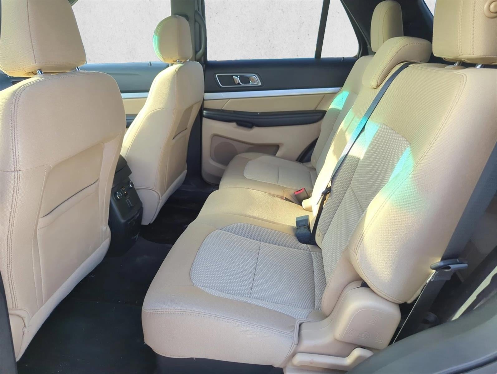 2017 Ford Explorer XLT FWD