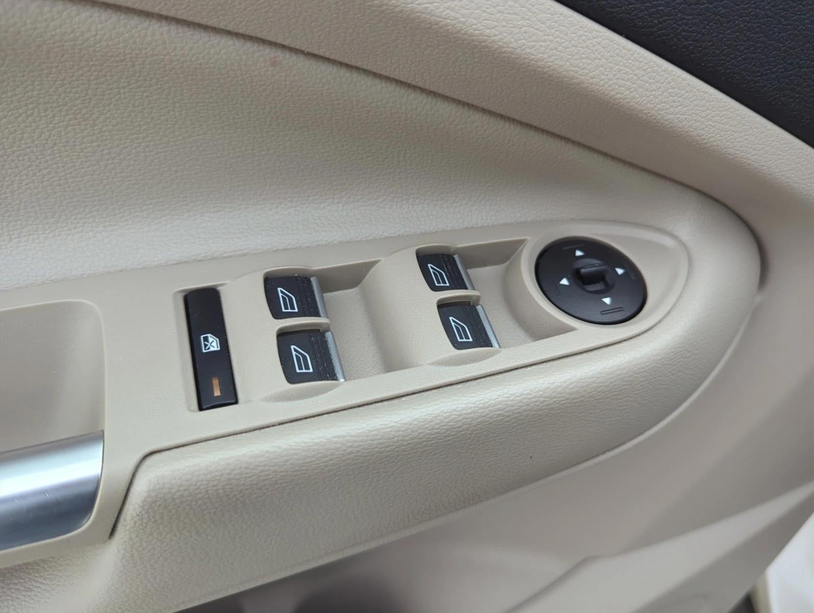 2018 Ford Escape Titanium FWD