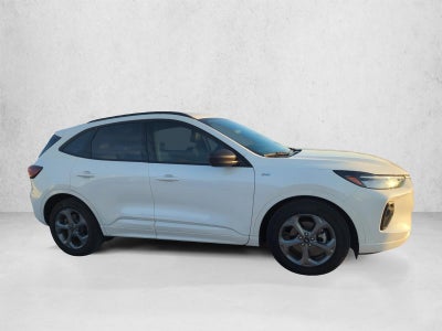 2023 Ford Escape ST-Line FWD
