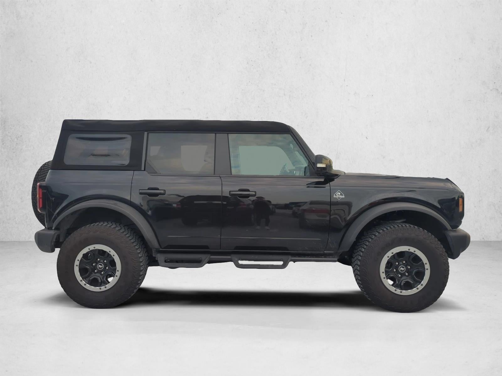 2023 Ford Bronco Outer Banks 4 Door Advanced 4x4