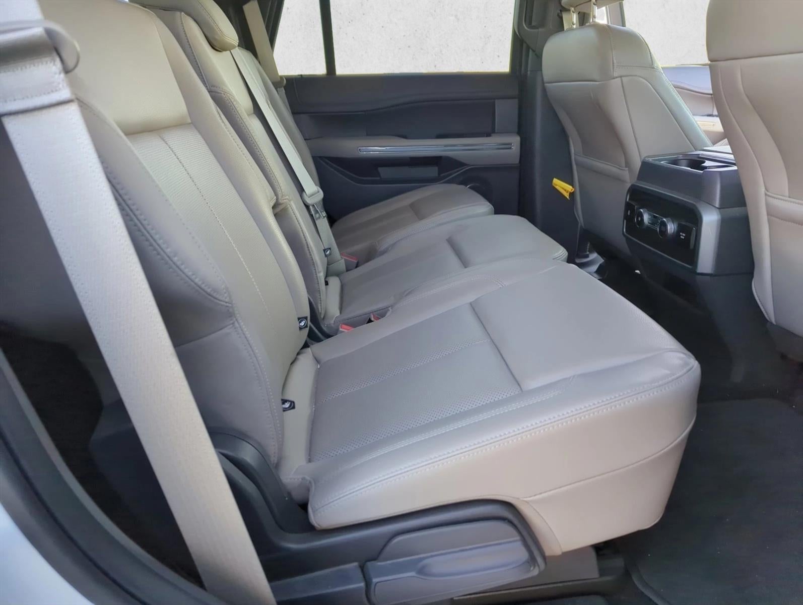 2021 Ford Expedition XLT 4x2