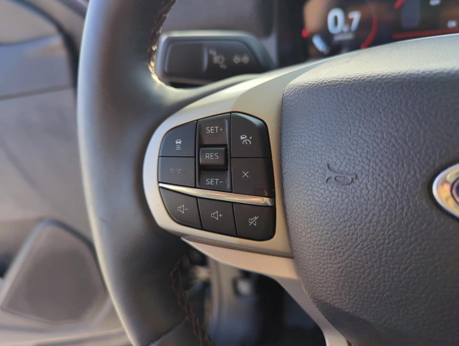 2025 Ford Explorer Active RWD