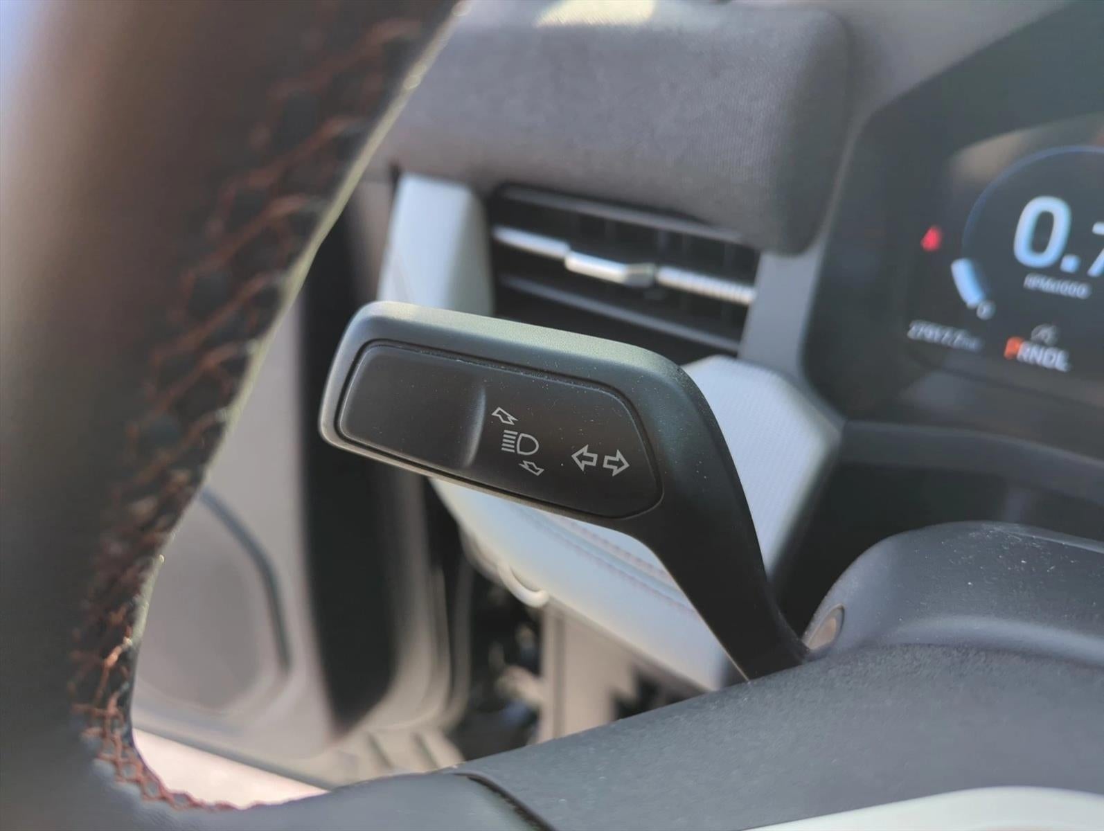 2025 Ford Explorer Active RWD