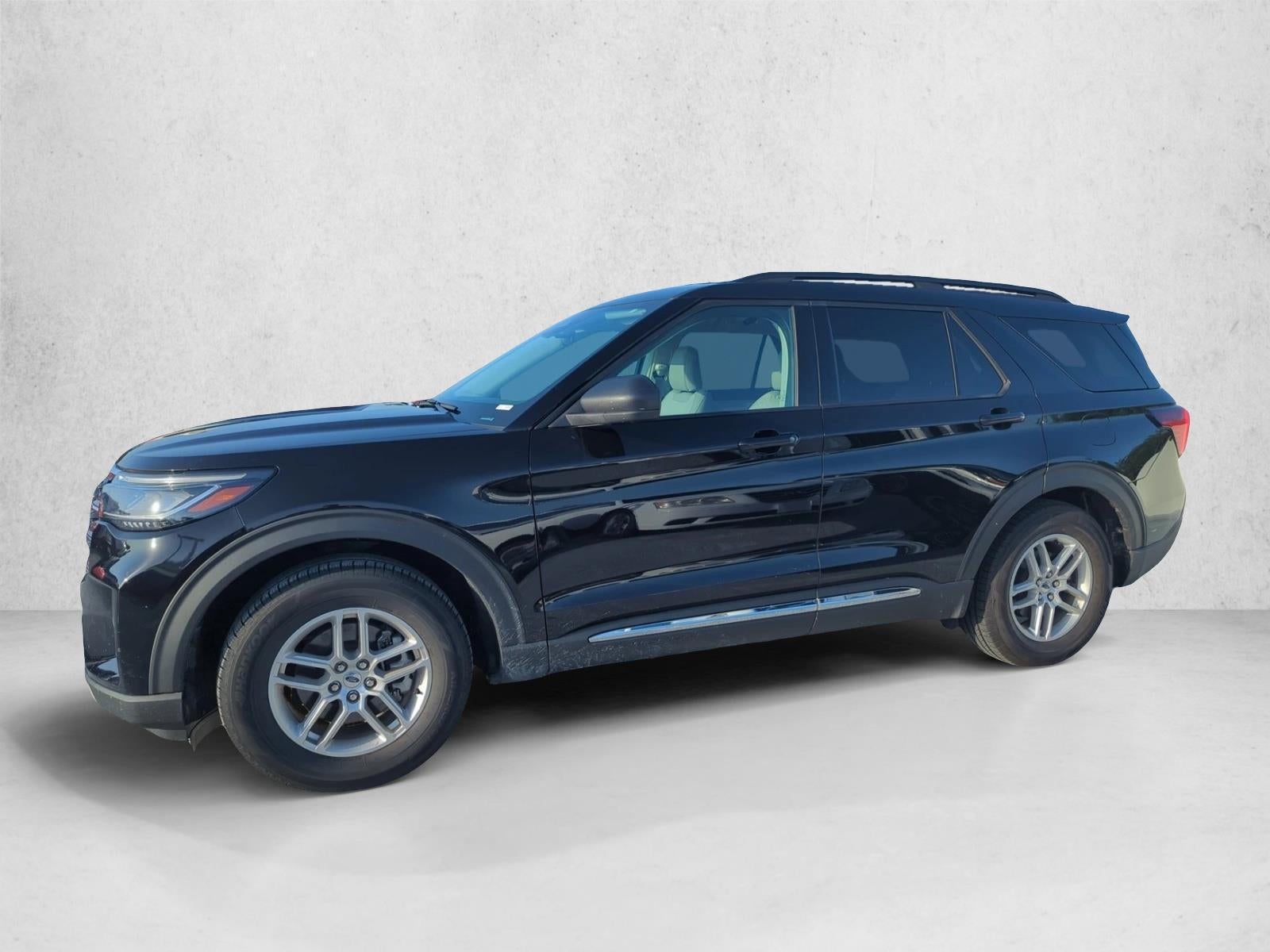 2025 Ford Explorer Active RWD