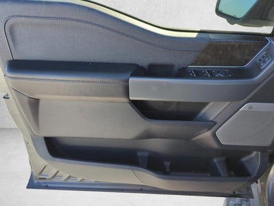 2023 Ford F-150 Lightning LARIAT 4WD SuperCrew 5.5' Box