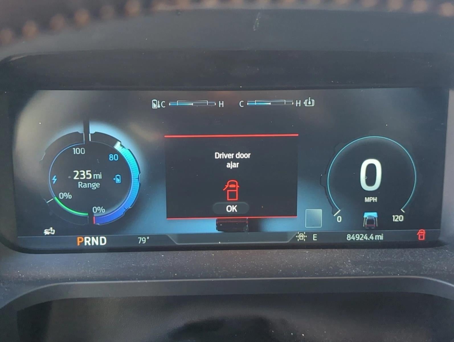 2023 Ford F-150 Lightning LARIAT 4WD SuperCrew 5.5' Box