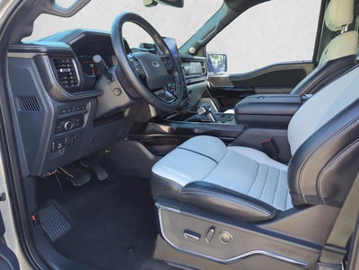 2022 Ford F-150 Lightning Platinum 4WD SuperCrew 5.5' Box