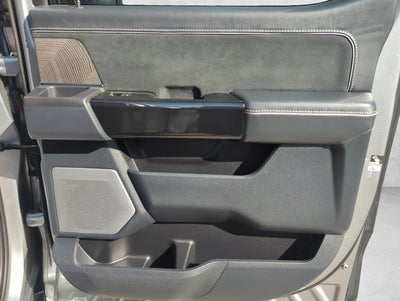 2022 Ford F-150 Lightning Platinum 4WD SuperCrew 5.5' Box