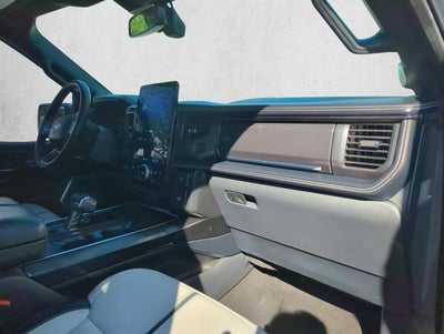 2022 Ford F-150 Lightning Platinum 4WD SuperCrew 5.5' Box
