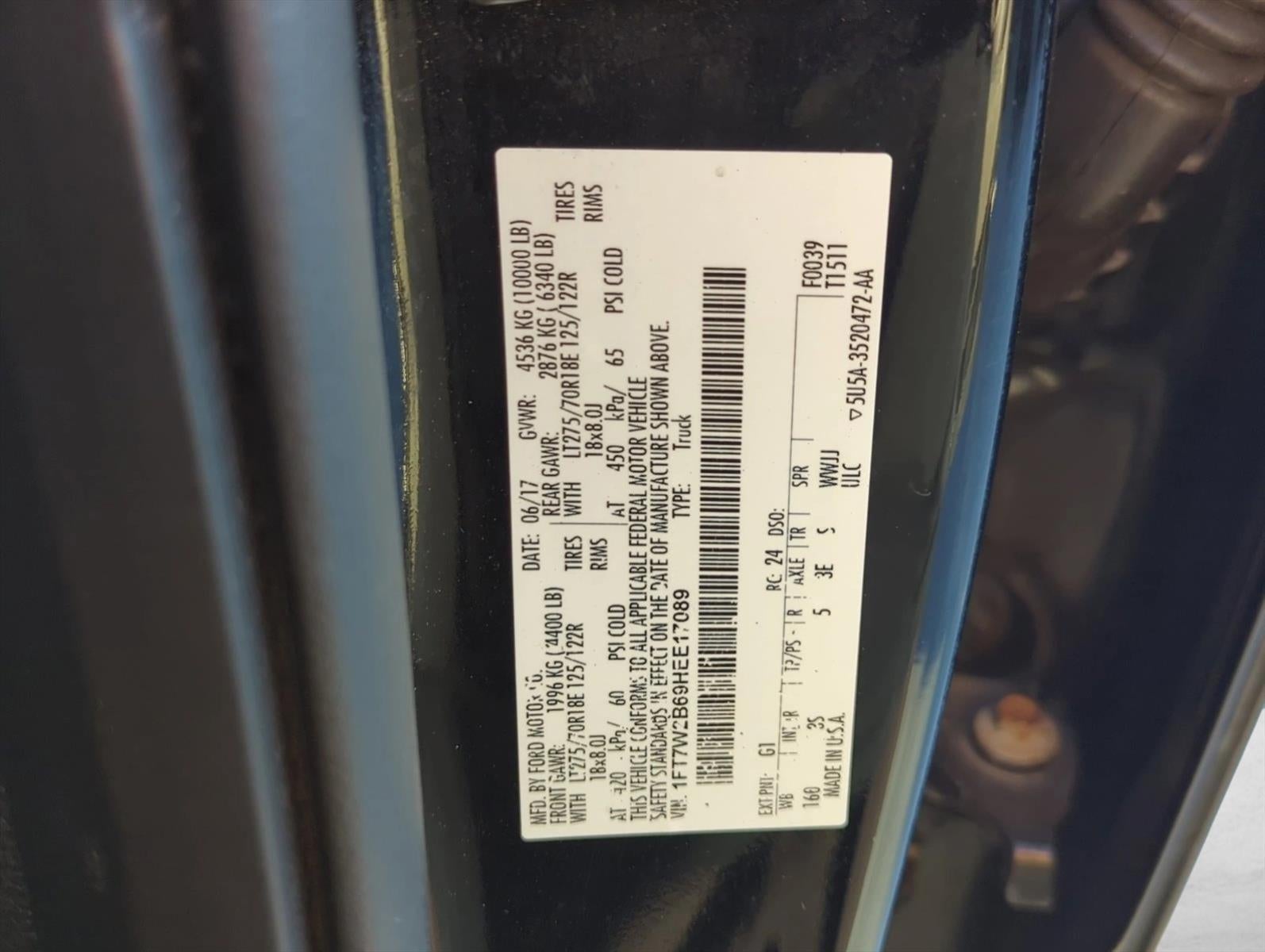 2017 Ford Super Duty F-250 SRW XLT 4WD Crew Cab 6.75' Box