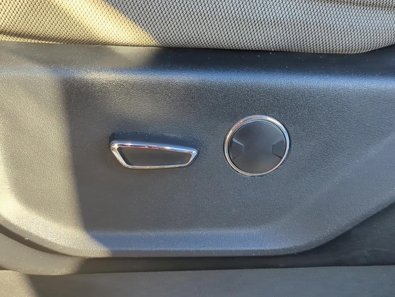 2017 Ford Super Duty F-250 SRW XLT 4WD Crew Cab 6.75' Box