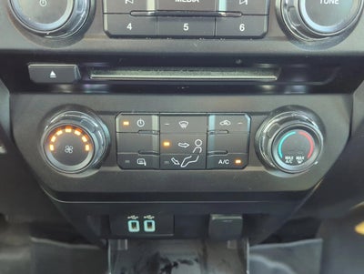 2017 Ford Super Duty F-250 SRW XLT 4WD Crew Cab 6.75' Box