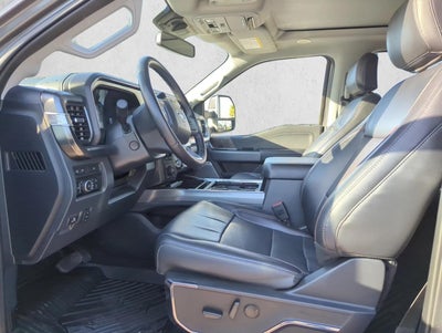2024 Ford Super Duty F-250 SRW LARIAT 4WD Crew Cab 6.75' Box