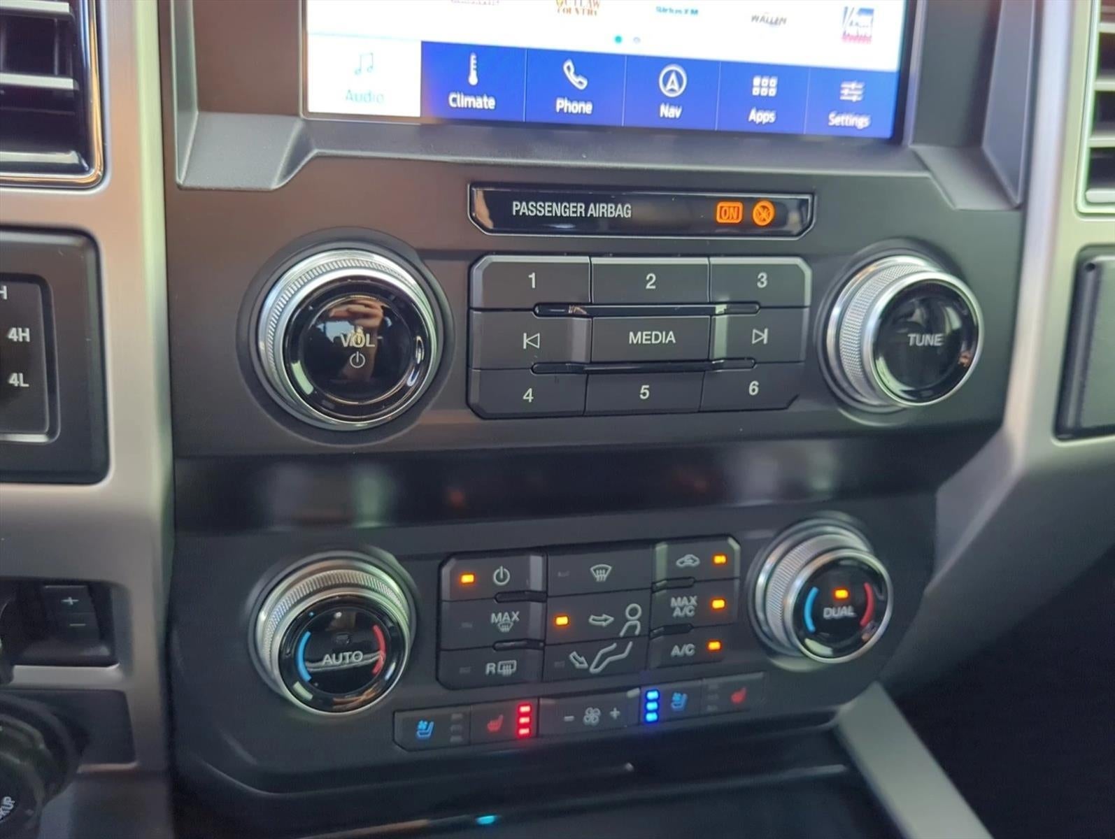 2020 Ford Super Duty F-450 DRW Platinum 4WD Crew Cab 8' Box