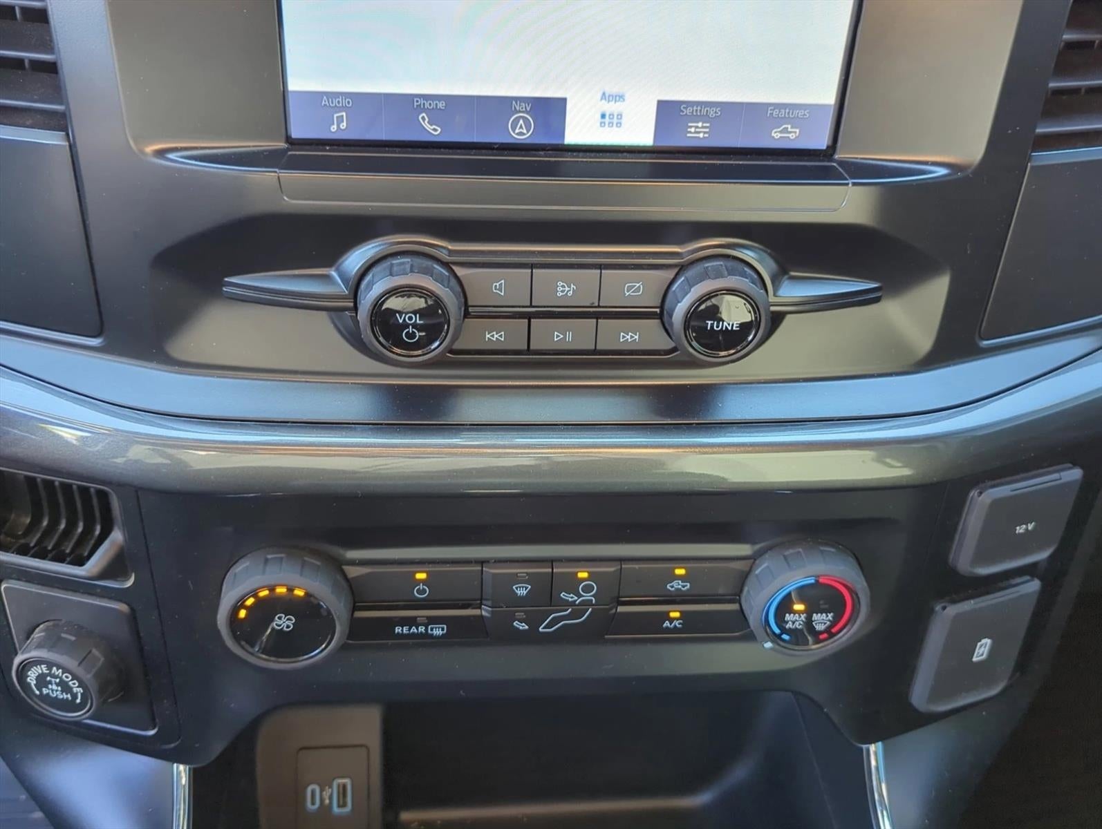 2023 Ford F-150 XL 2WD SuperCrew 5.5' Box