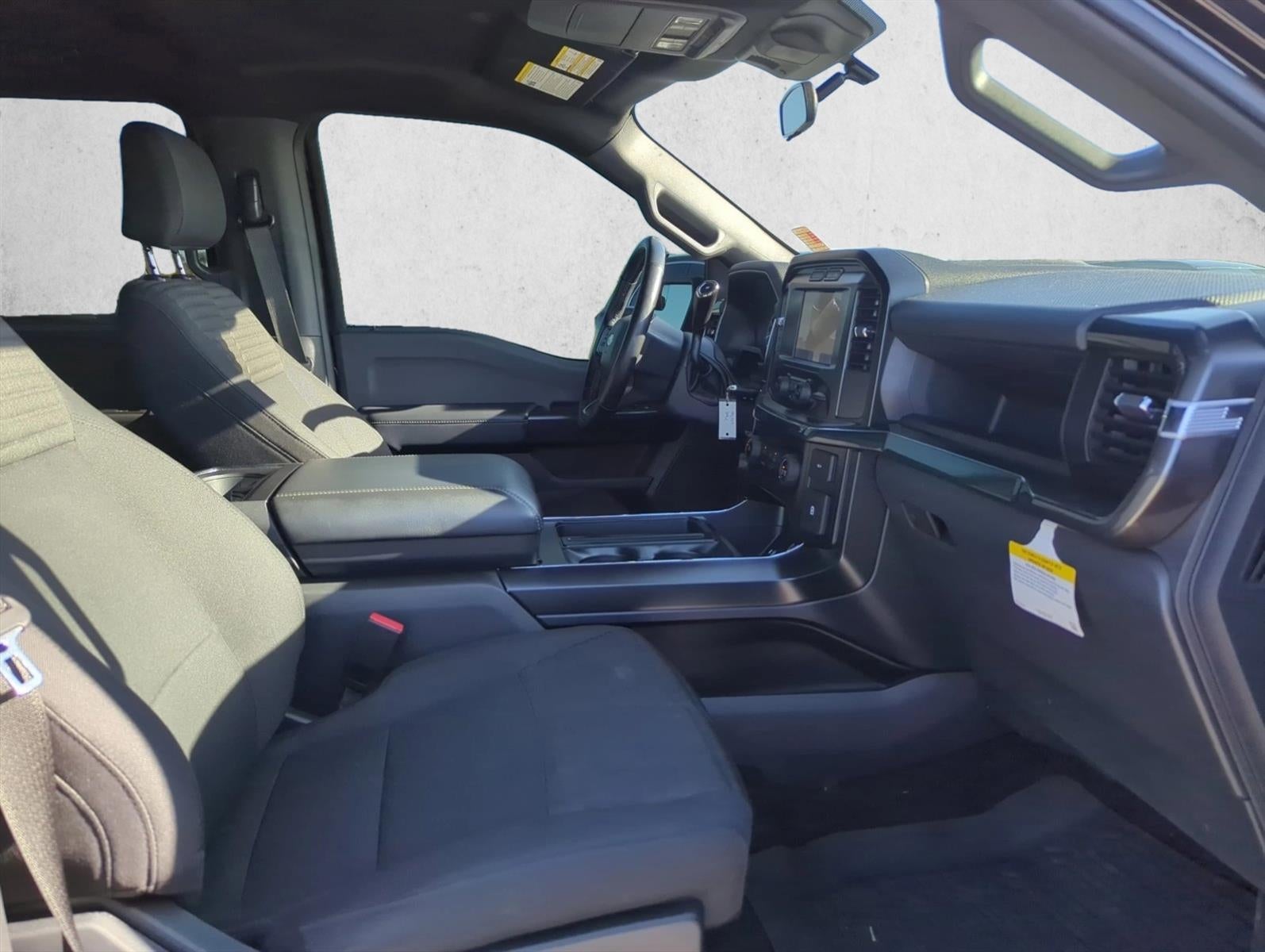 2023 Ford F-150 XL 2WD SuperCrew 5.5' Box