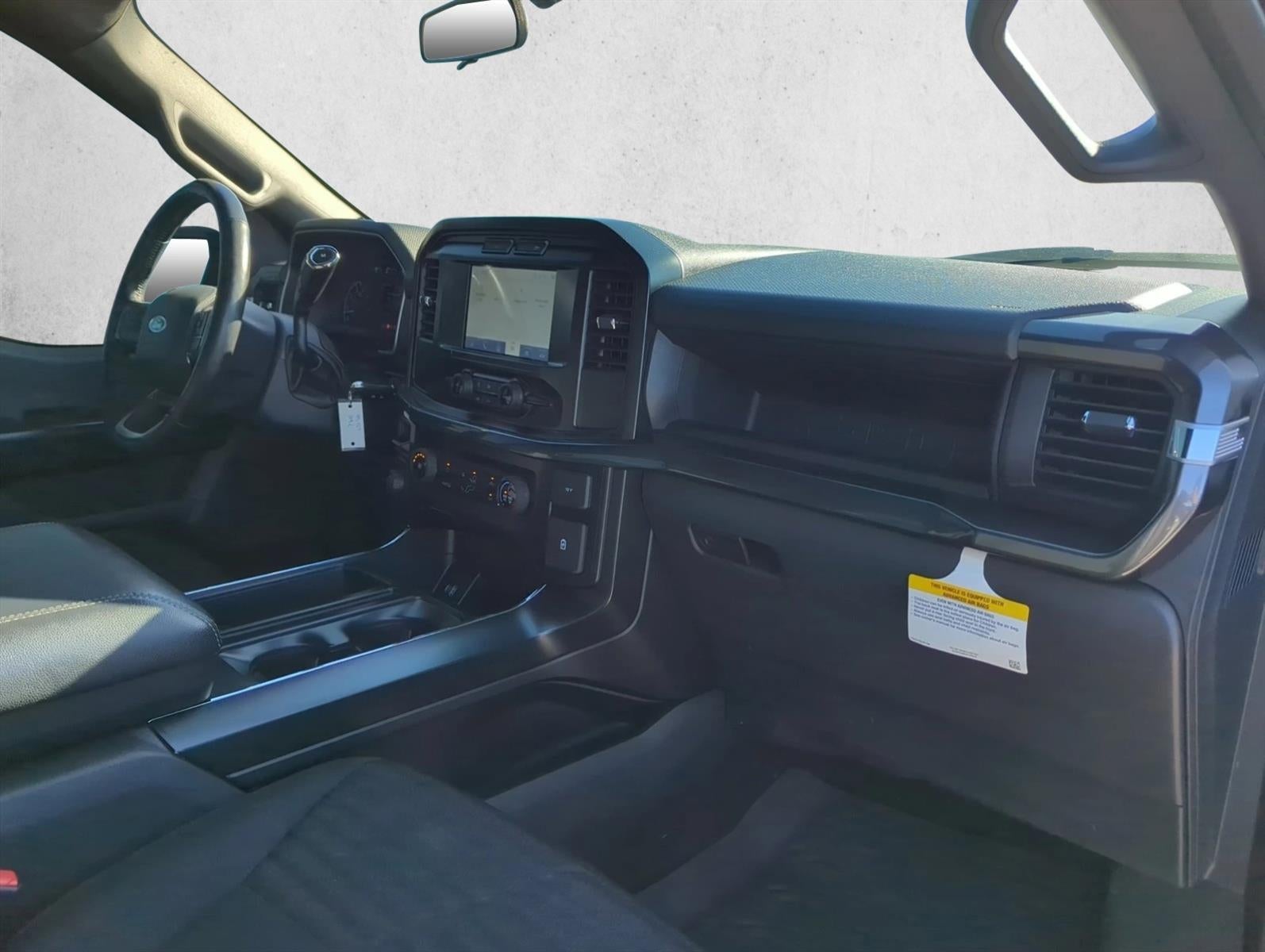 2023 Ford F-150 XL 2WD SuperCrew 5.5' Box