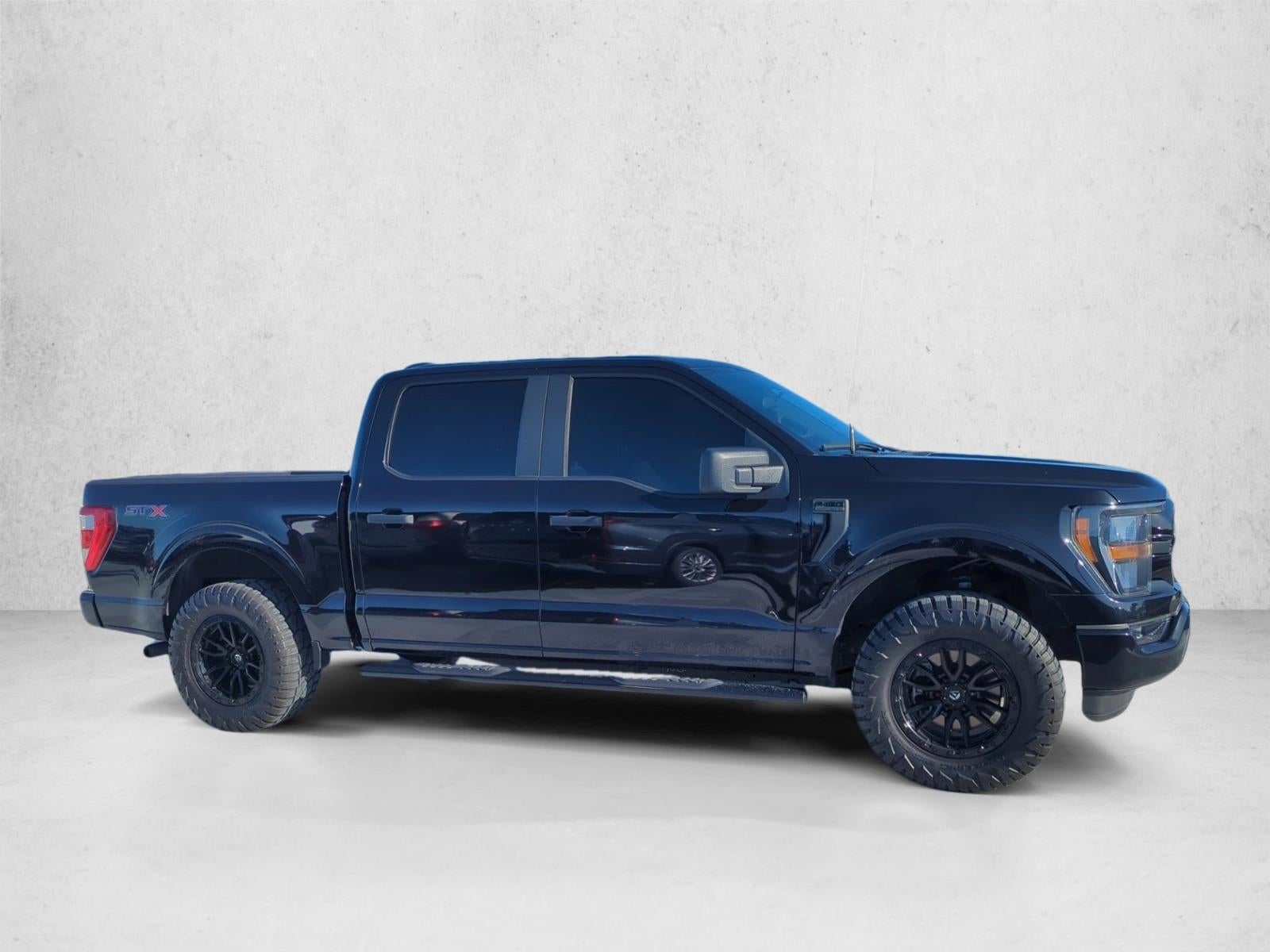 2023 Ford F-150 XL 2WD SuperCrew 5.5' Box
