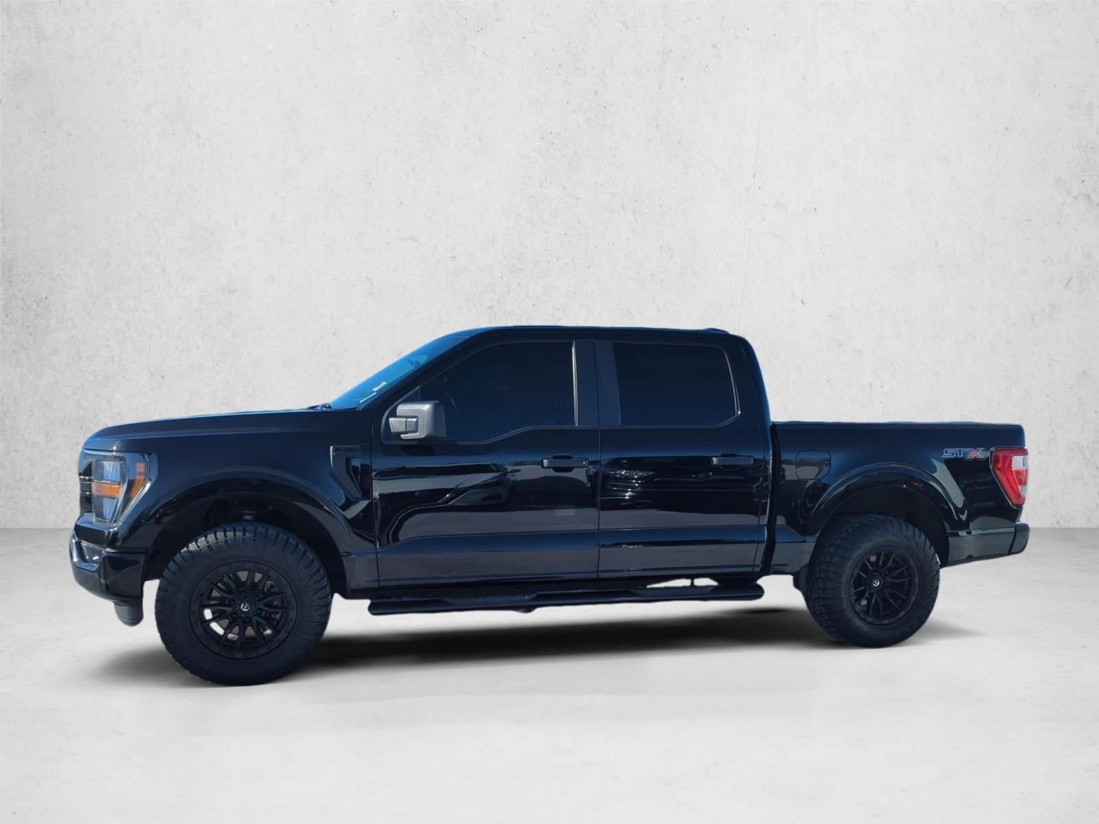 2023 Ford F-150 XL 2WD SuperCrew 5.5' Box