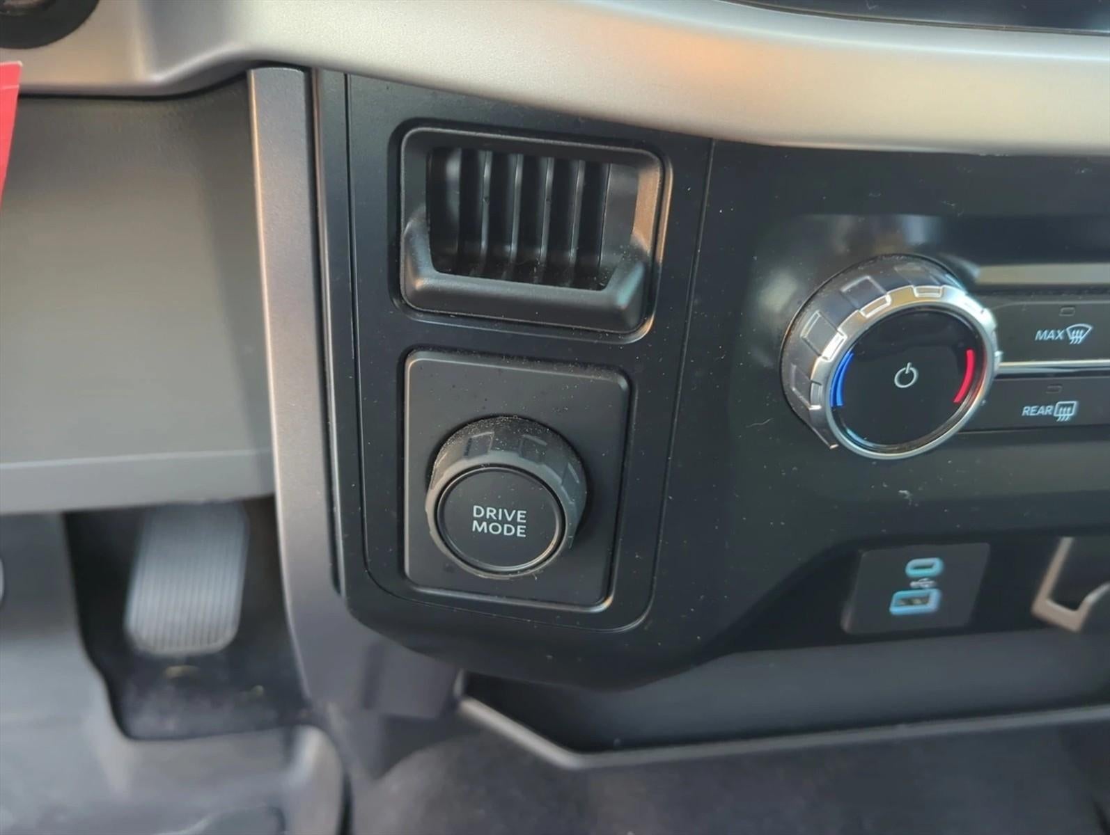 2023 Ford F-150 XLT 2WD SuperCrew 5.5' Box