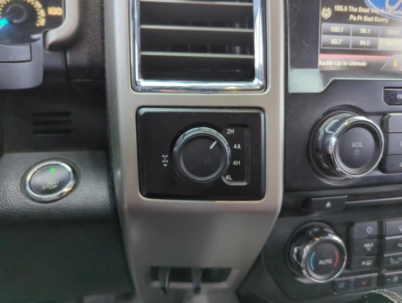 2015 Ford F-150 4WD SuperCrew 5-1/2 Ft Box XLT