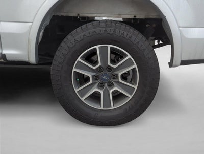 2015 Ford F-150 4WD SuperCrew 5-1/2 Ft Box XLT