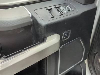 2015 Ford F-150 4WD SuperCrew 5-1/2 Ft Box XLT