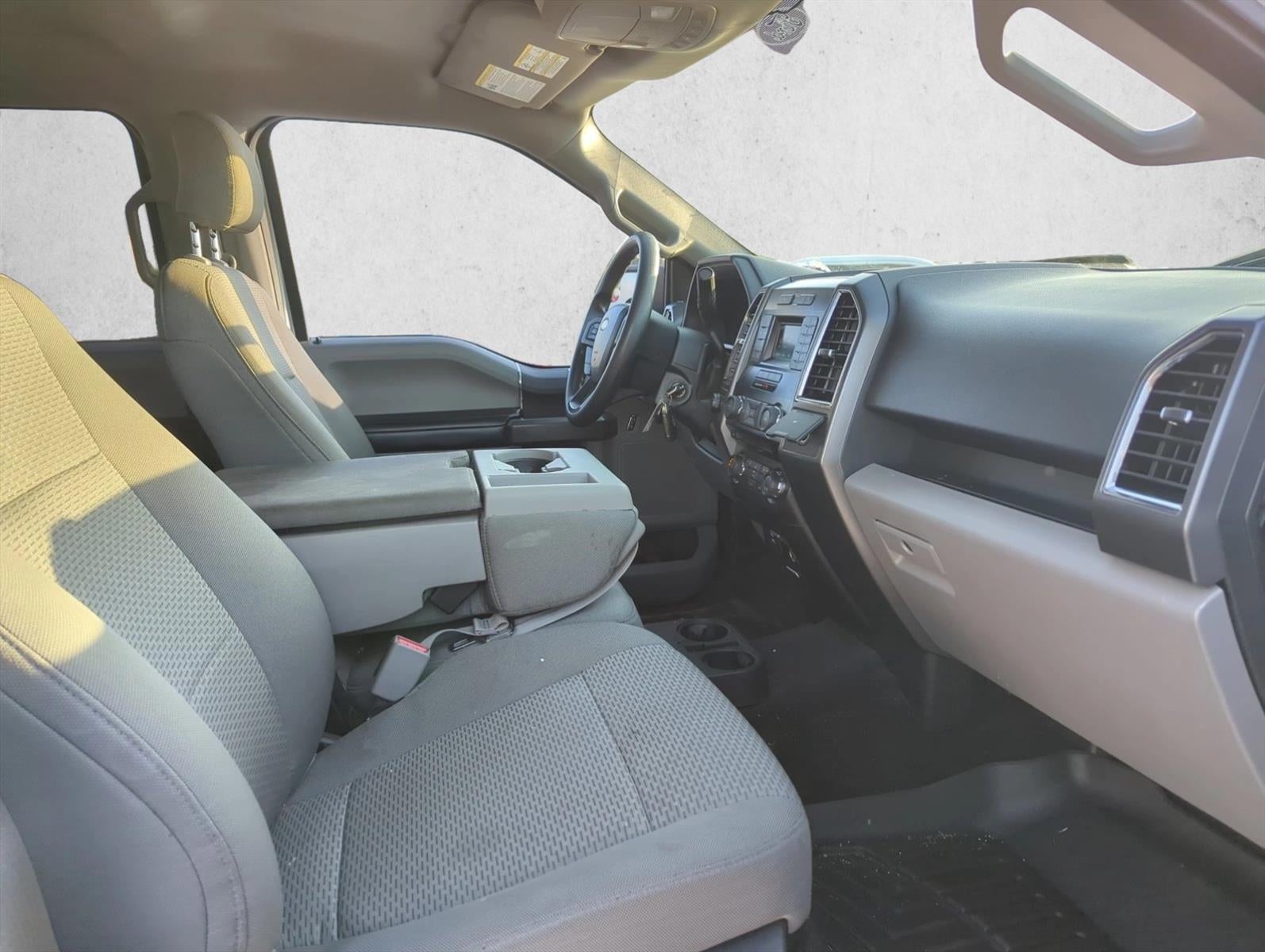 2016 Ford F-150 4WD SuperCrew 5-1/2 Ft Box XLT