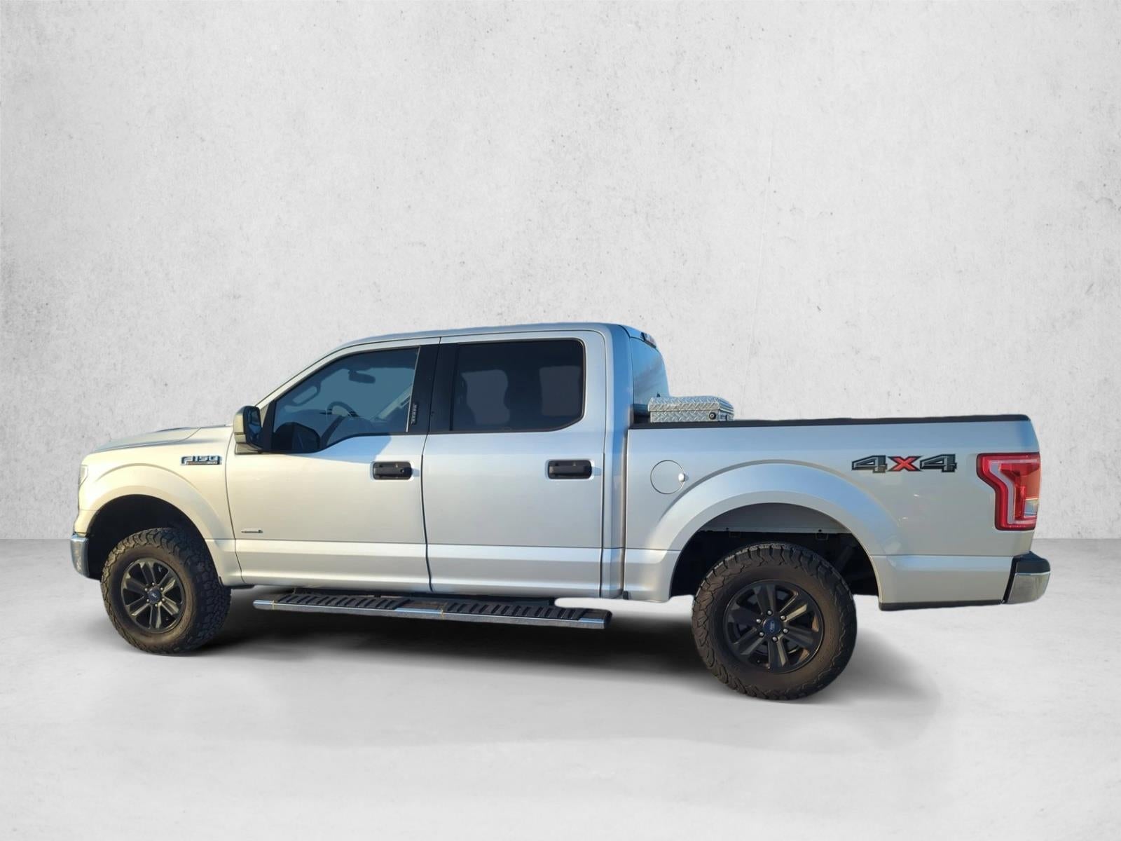 2016 Ford F-150 4WD SuperCrew 5-1/2 Ft Box XLT