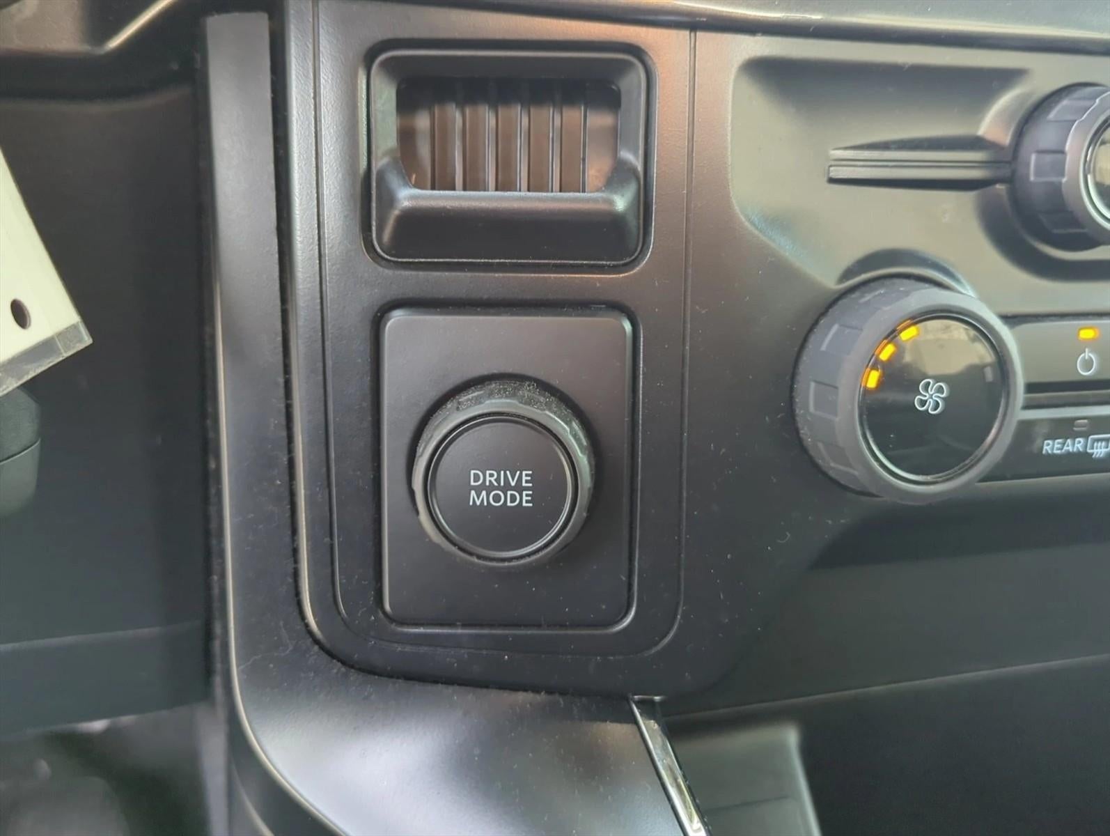 2024 Ford F-150 STX 2WD SuperCrew 5.5' Box