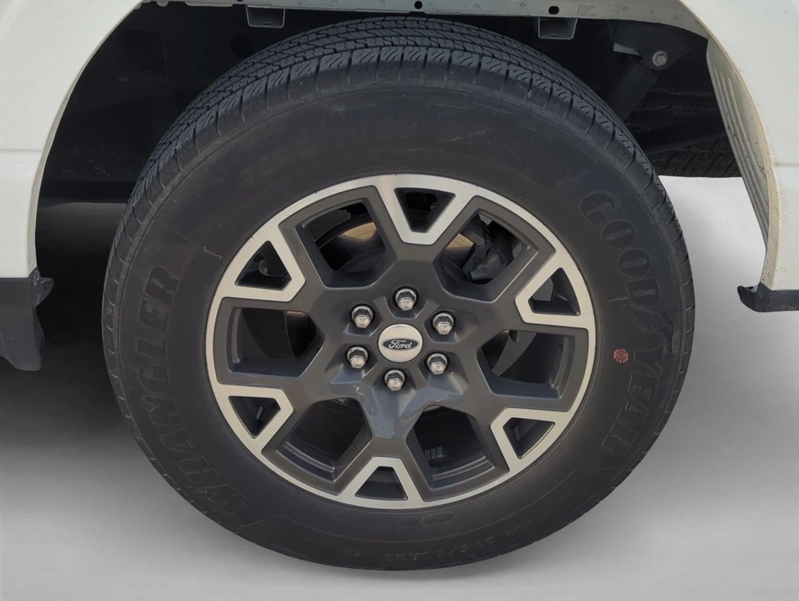 2024 Ford F-150 STX 2WD SuperCrew 5.5' Box