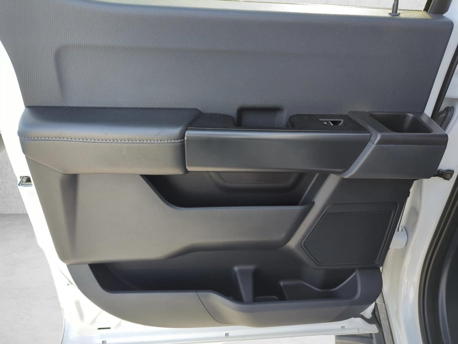 2024 Ford F-150 STX 2WD SuperCrew 5.5' Box