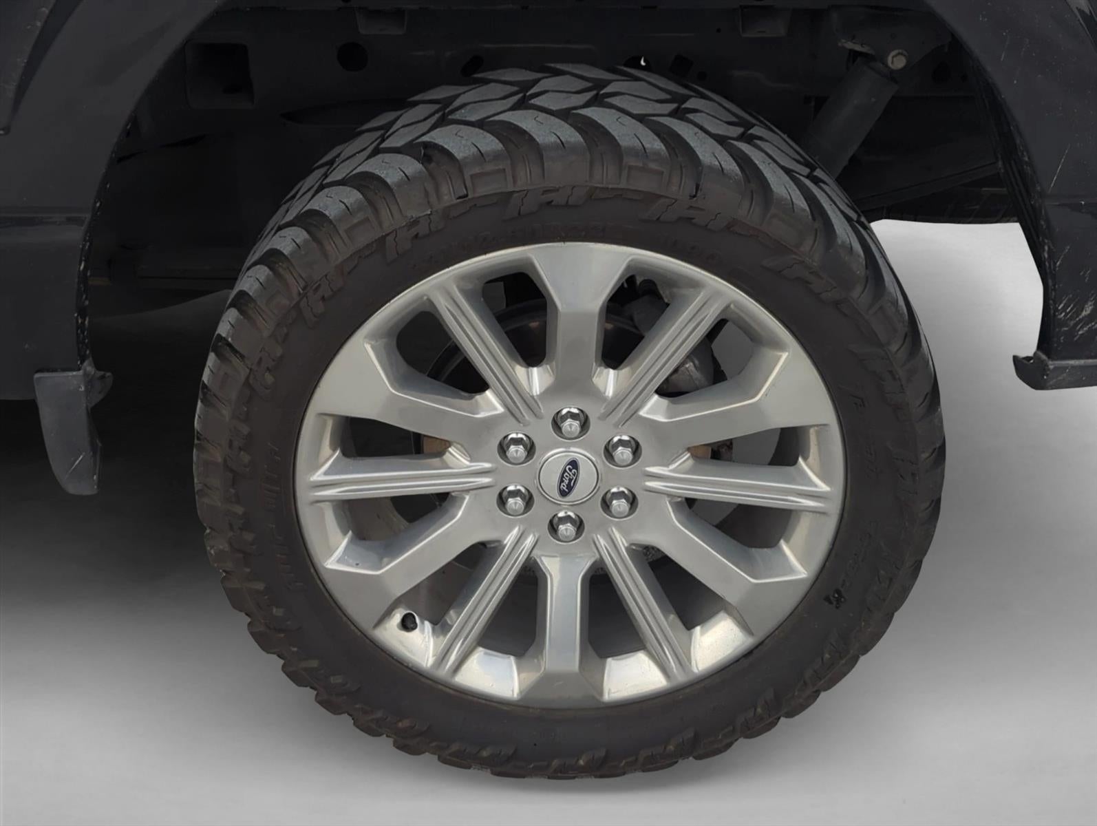 2023 Ford F-150 LARIAT 4WD SuperCrew 5.5' Box
