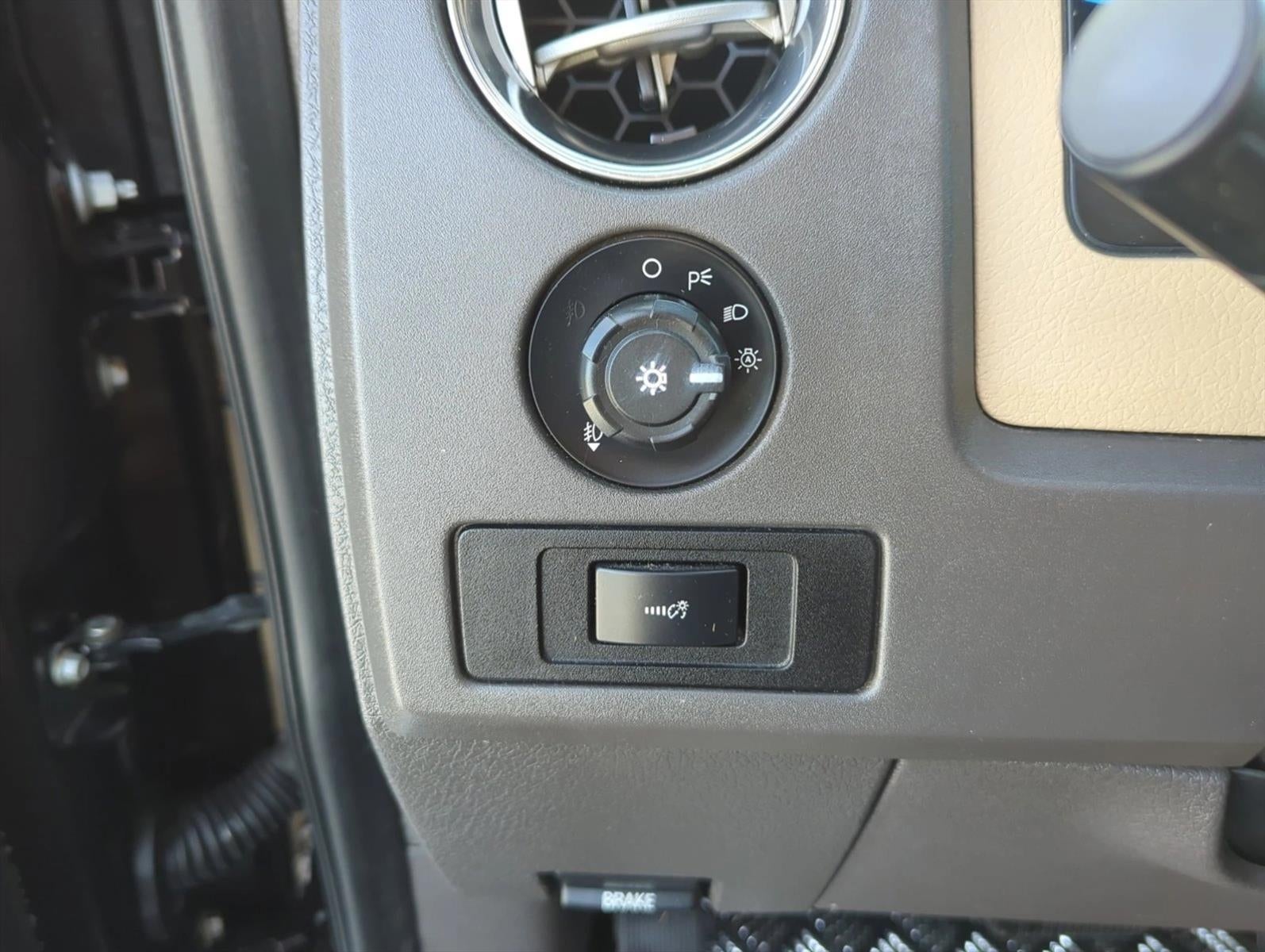 2013 Ford F-150 2WD SuperCab 6-1/2 Ft Box XLT