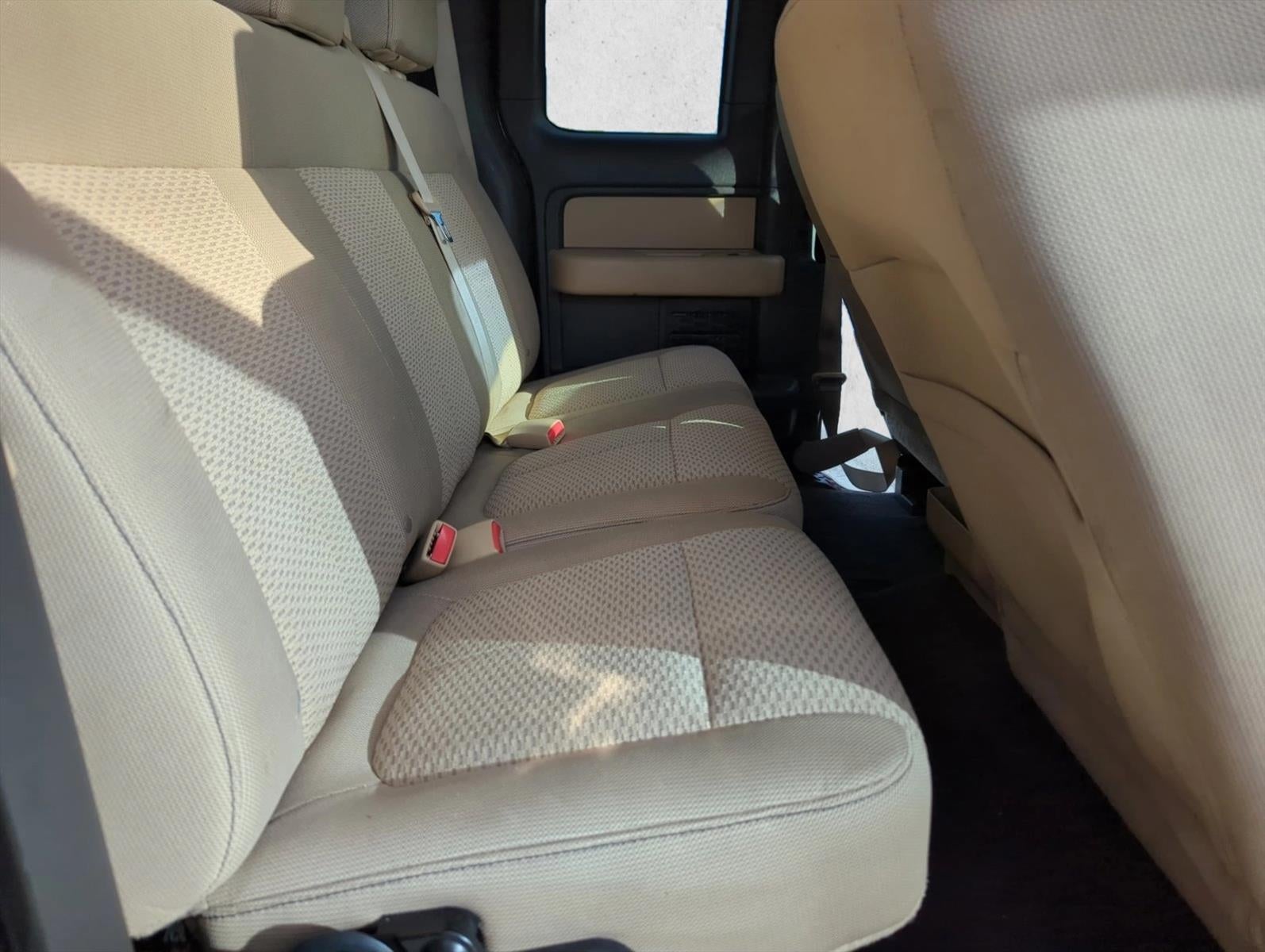 2013 Ford F-150 2WD SuperCab 6-1/2 Ft Box XLT