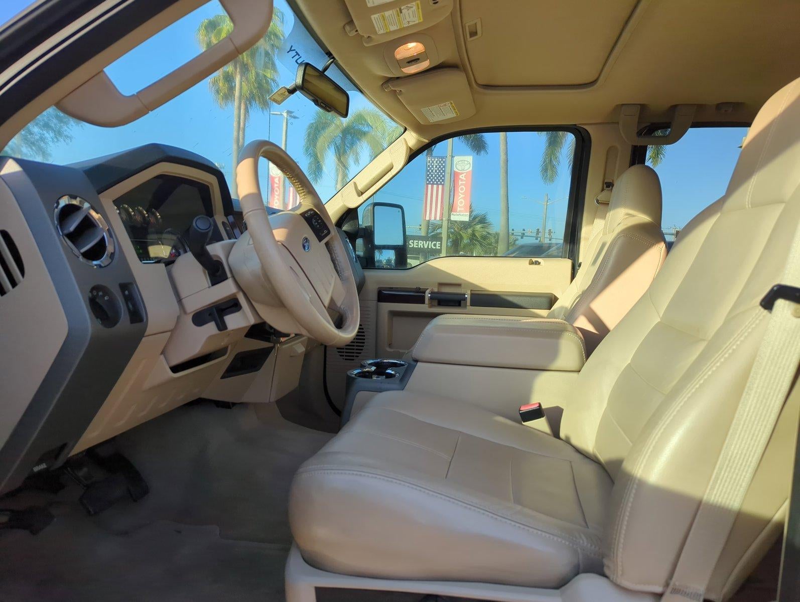 2010 Ford Super Duty F-350 DRW 4WD Crew Cab 8 Ft Box Lariat