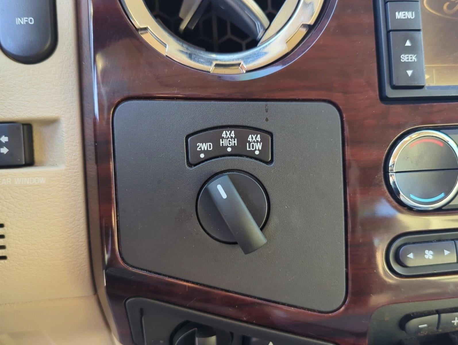 2010 Ford Super Duty F-350 DRW 4WD Crew Cab 8 Ft Box Lariat