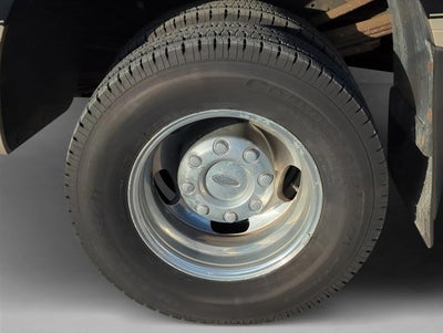 2010 Ford Super Duty F-350 DRW 4WD Crew Cab 8 Ft Box Lariat