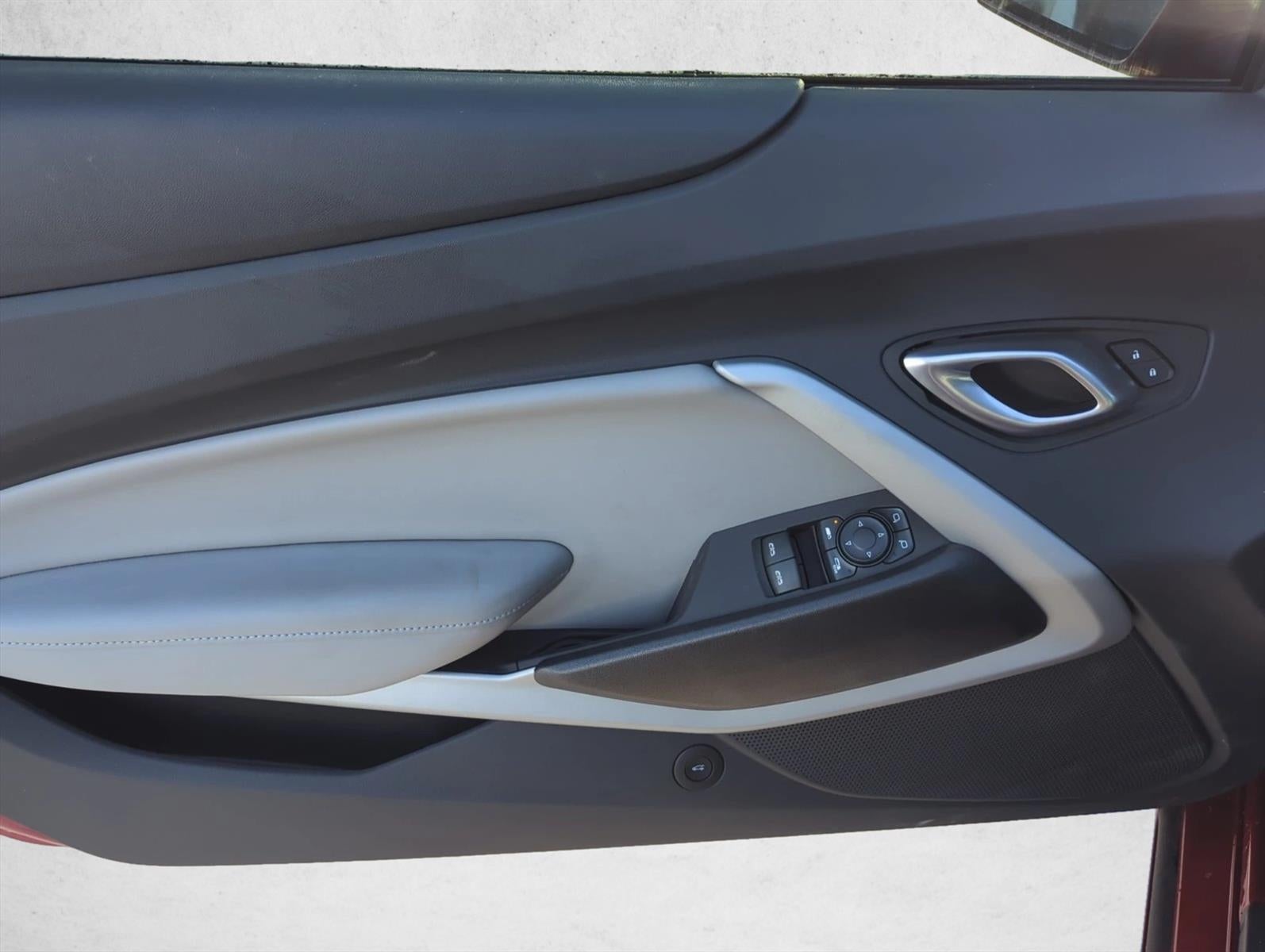 2024 Chevrolet Camaro 2dr Convertible 1LT