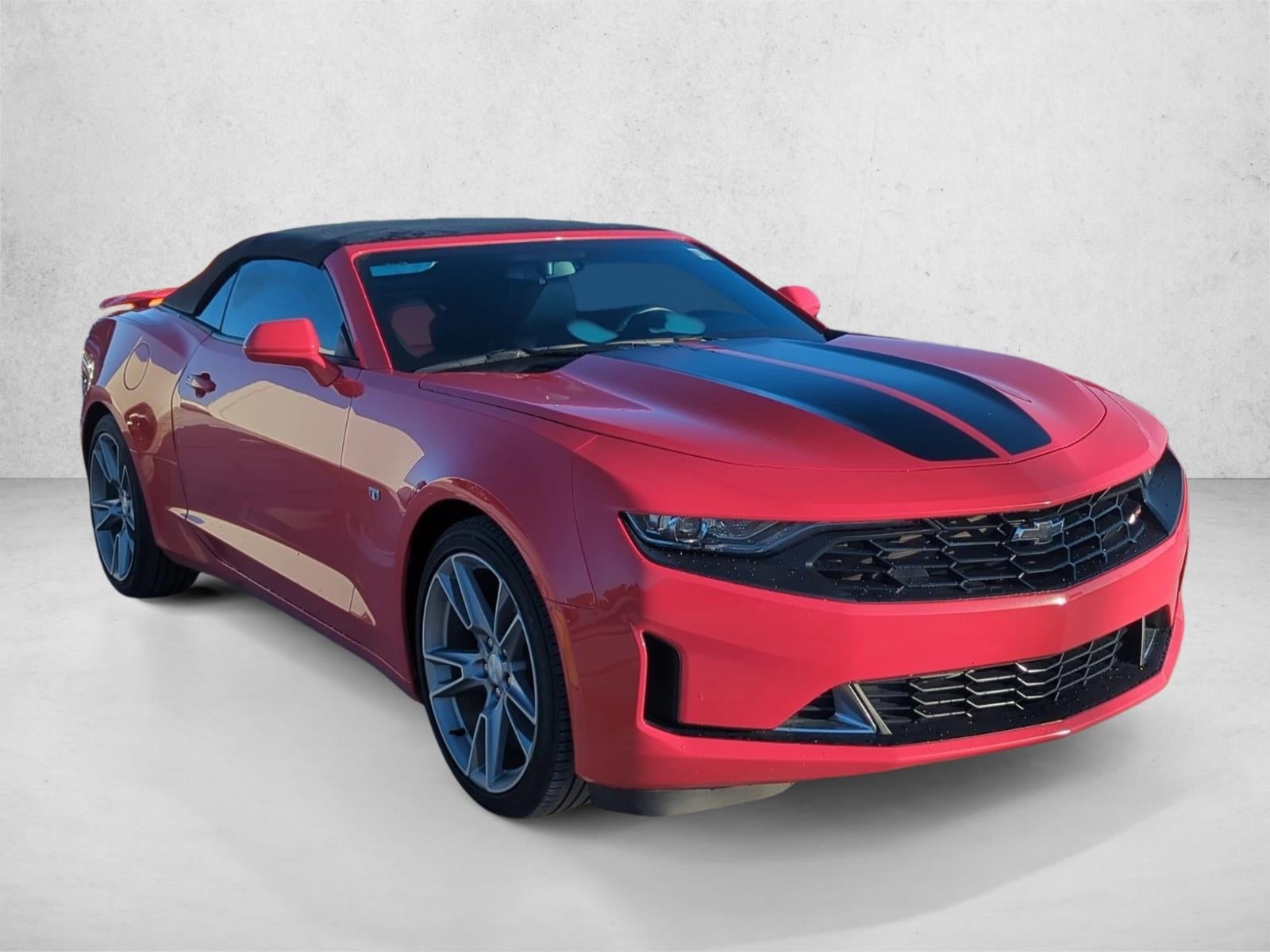 2023 Chevrolet Camaro 2dr Convertible 2LT