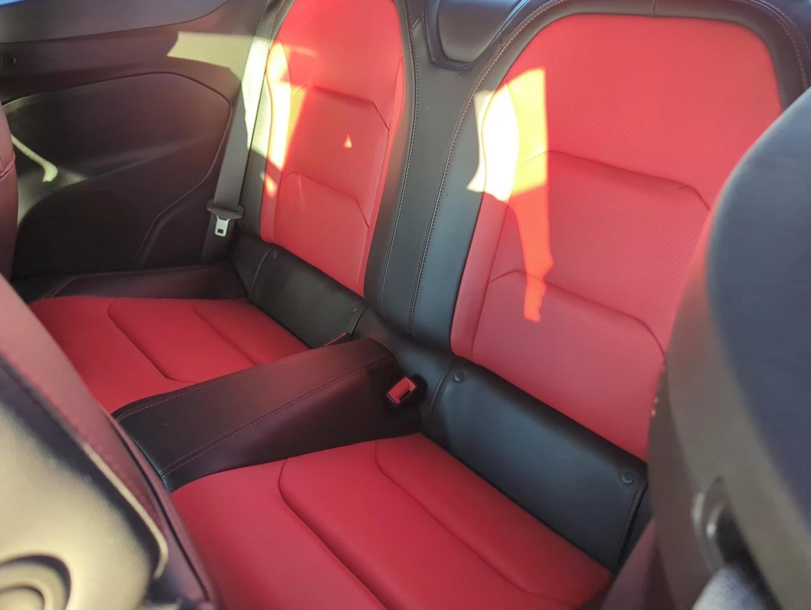 2023 Chevrolet Camaro 2dr Convertible 2LT