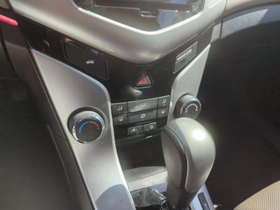 2016 Chevrolet Cruze Limited Sedan LS (Automatic)