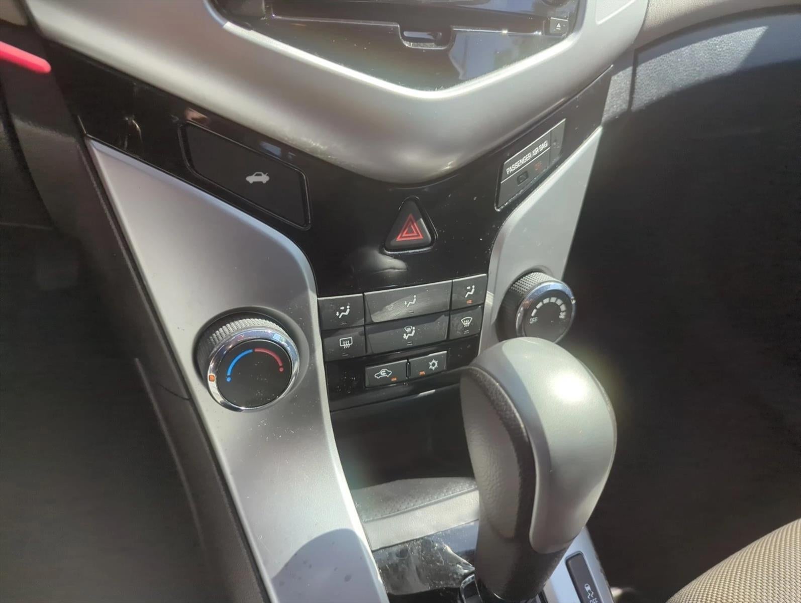 2016 Chevrolet Cruze Limited Sedan LS (Automatic)
