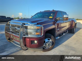 2016 Chevrolet Silverado 3500 HD Crew Cab Long Box 4-Wheel Drive High Country