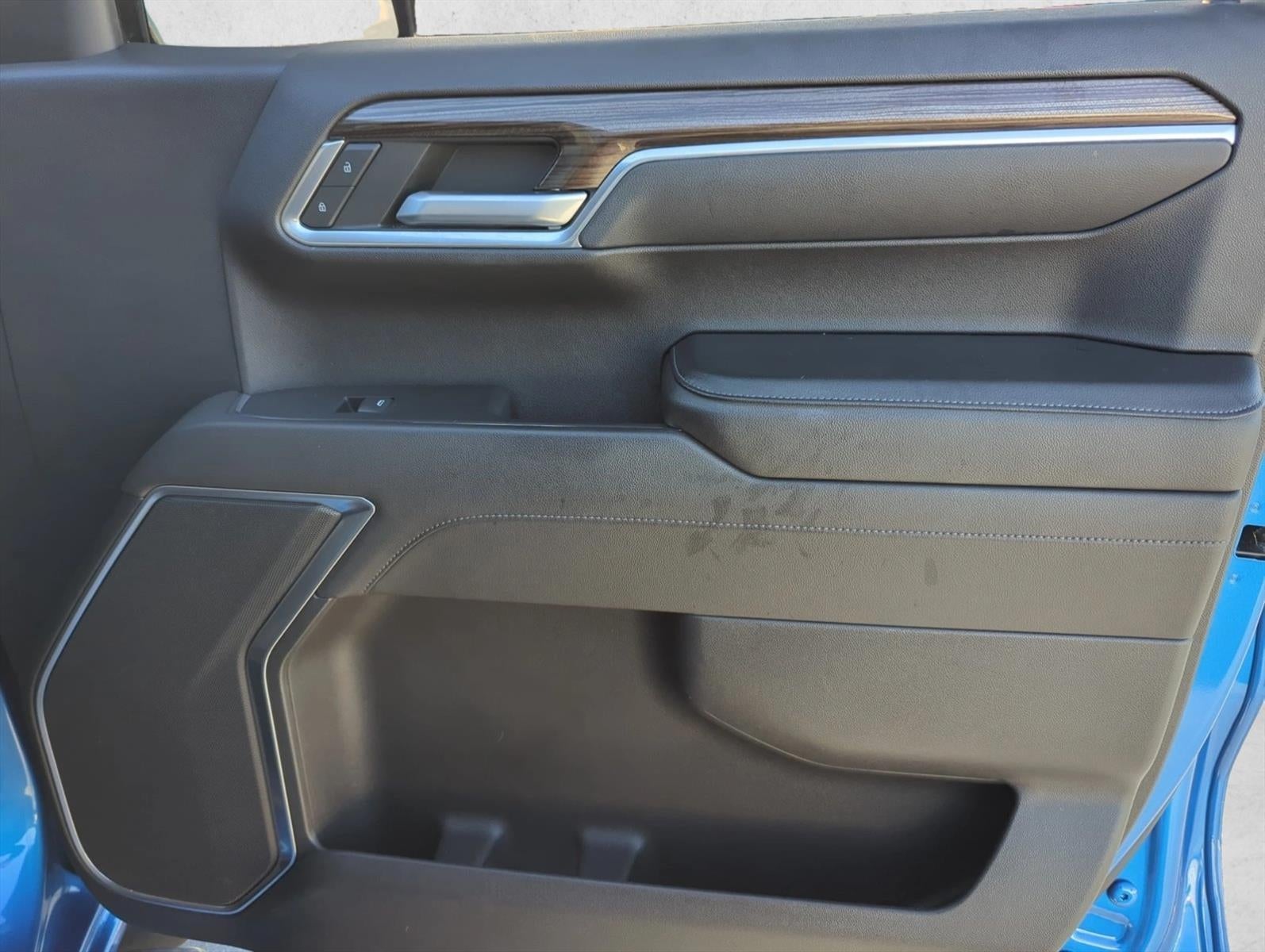 2022 Chevrolet Silverado 1500 Crew Cab Short Box 2-Wheel Drive RST