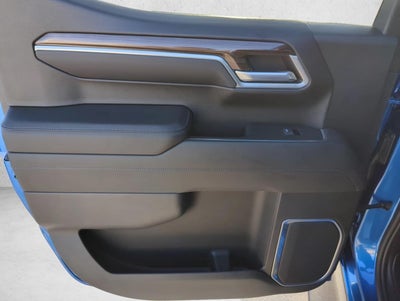 2022 Chevrolet Silverado 1500 Crew Cab Short Box 2-Wheel Drive RST