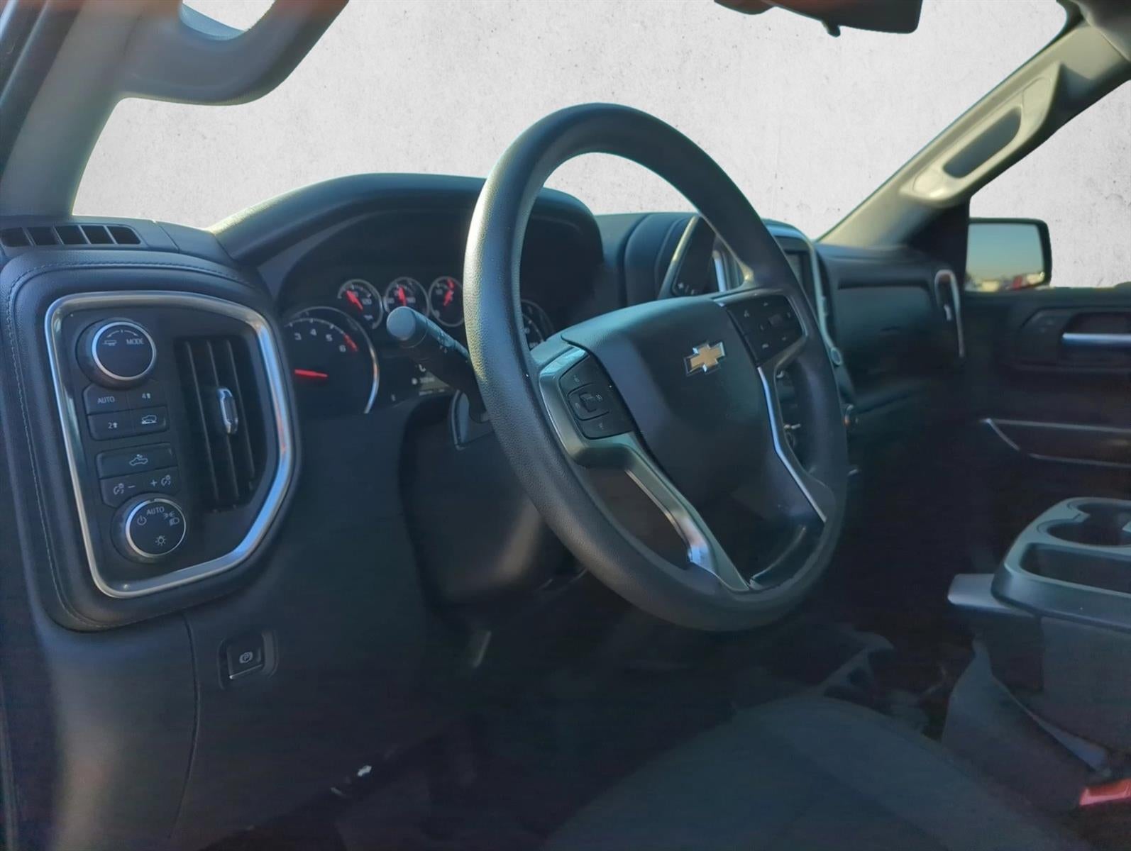 2020 Chevrolet Silverado 1500 Double Cab Standard Box 4-Wheel Drive LT