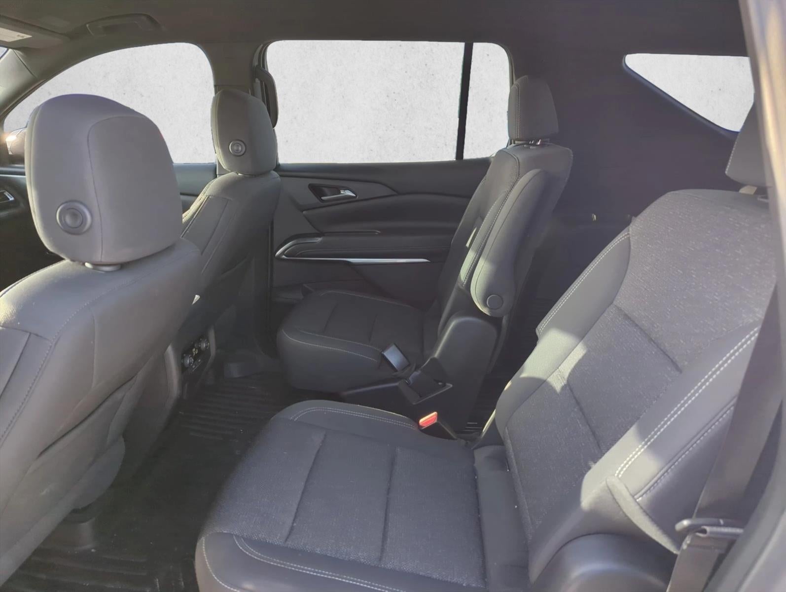 2024 Chevrolet Traverse LT w/1LT