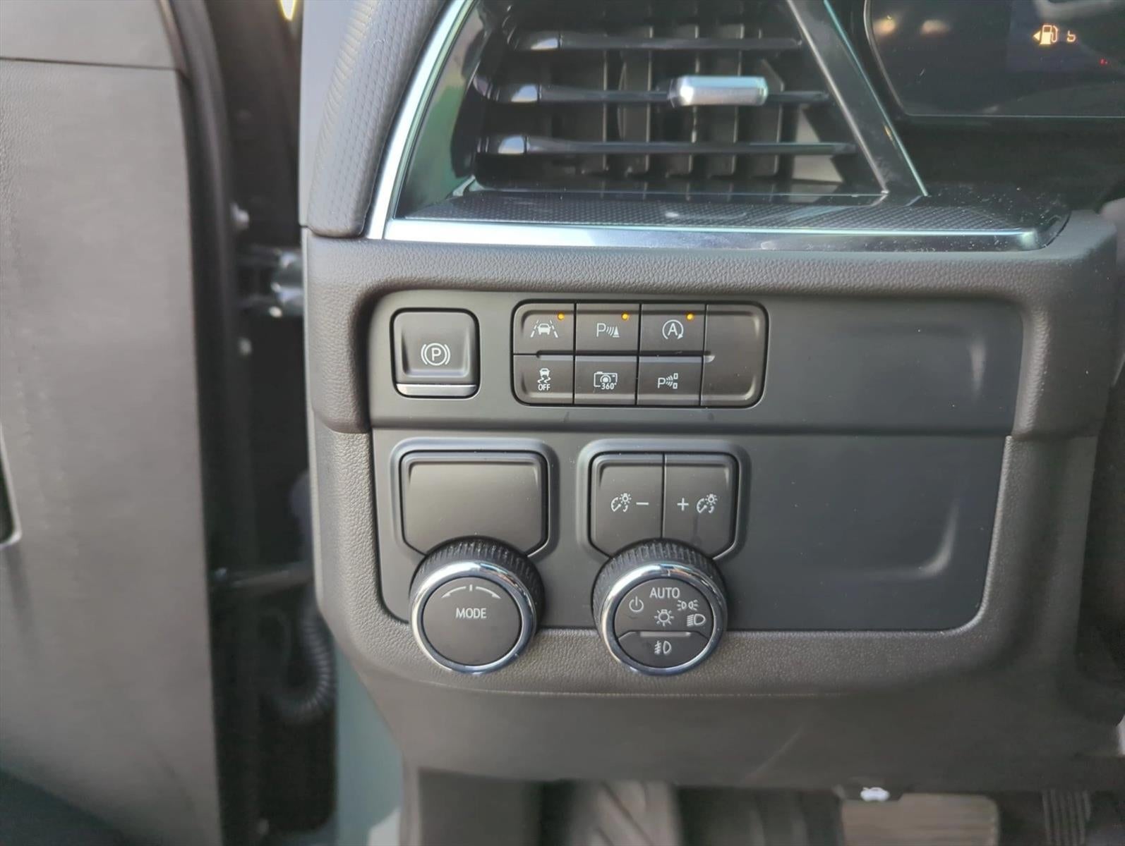 2025 Chevrolet Tahoe 2WD RST